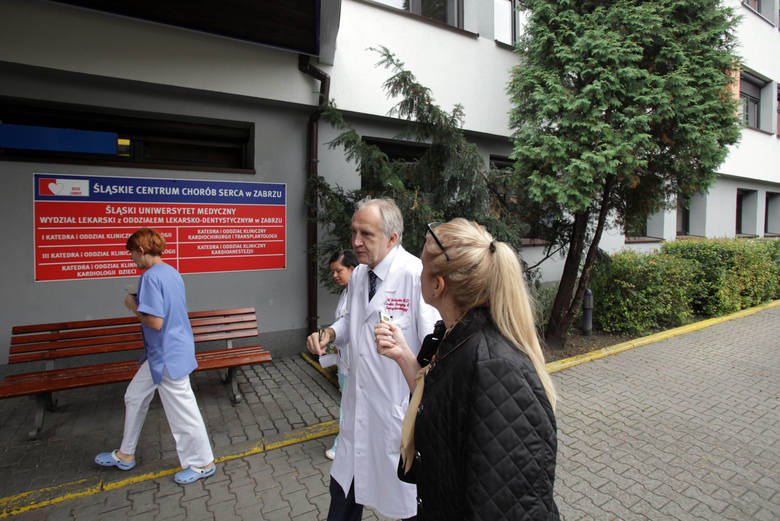 Wrzesień 2014: Wejście do pierwszego budynku Śląskiego Centrum Chorób Serca w Zabrzu.