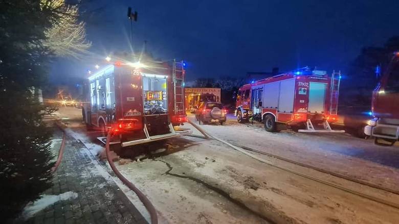Pożar przy… remizie w Przytocznej! Strażacy przejechali kilka metrów i… już byli w akcji