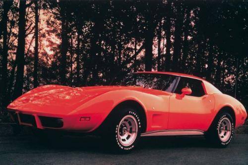 Fot. Chevrolet: Corvette 1977