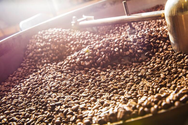 Dlaczego warto zainwestować w wysokiej jakości kawę w pracy?