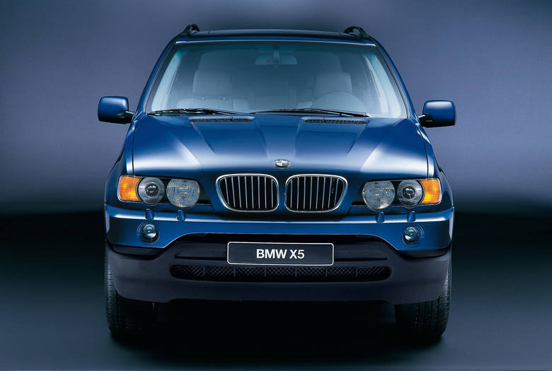 Auta bawarskiej firmy słyną z solidnej konstrukcji, znakomitych własności jezdnych i mocnych silników Fot: BMW