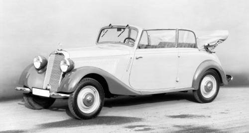 Fot. Mercedes-Benz: Kabriolet typu B produkowany w latach 1936- 40 był przeznaczony dla statecznych obywateli.