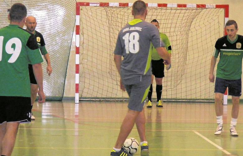 Po raz drugi w Jasieniu odbył się turniej piłki nożnej z okazji finału WOŚP-u. Wzięły udział gminne zespoły.