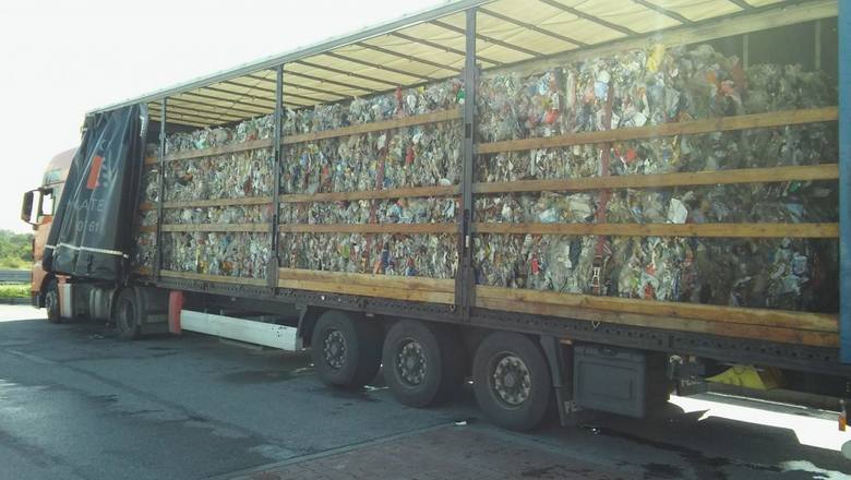Transport śmieci z Zachodu miał trafić na Śląsk