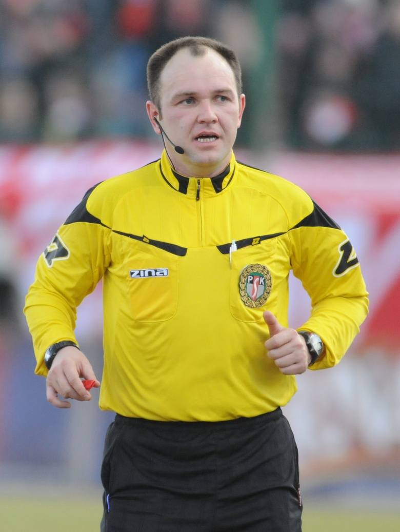 Tomasz Garbowski jest arbitrem i posłem.