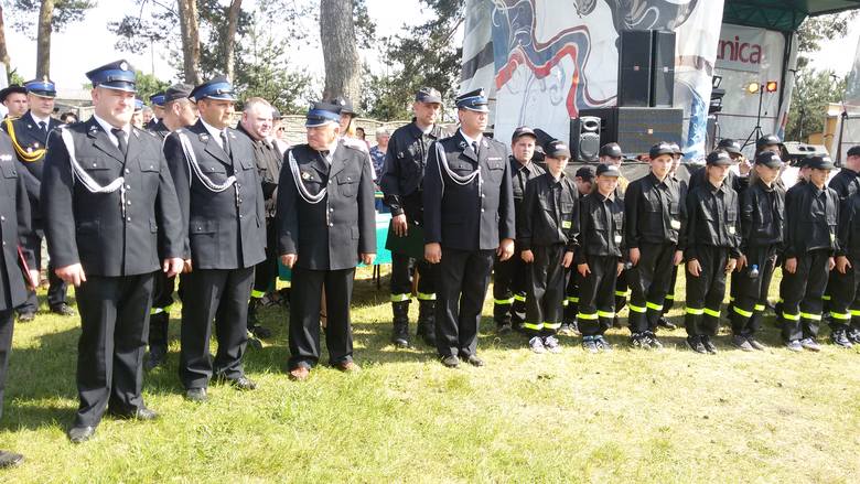 Strażacy z Brzeźnicy obchodzili jubileusz 60. rocznicy powstania OSP.