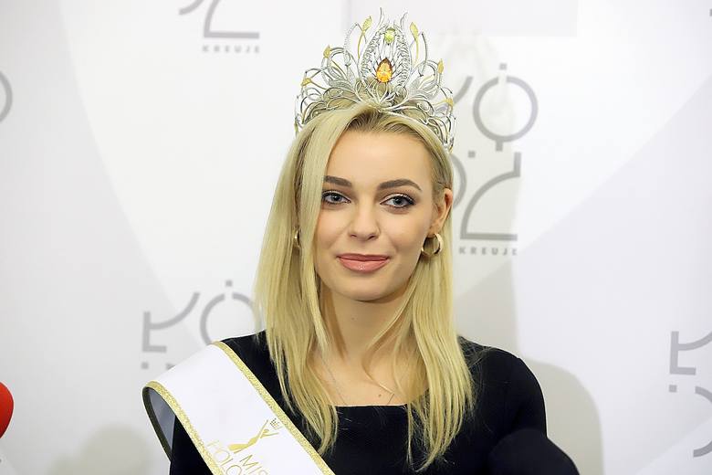 Prezydent Łodzi Hanna Zdanowska pogratulowała łodziance Karolinie Bielawskiej zdobycia korony w konkursie Miss Polonia 2019.
