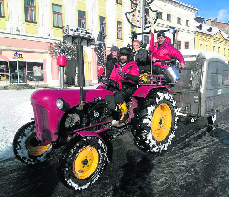 Traktor i podlaski bimber zrobiły na Bałkanach furorę