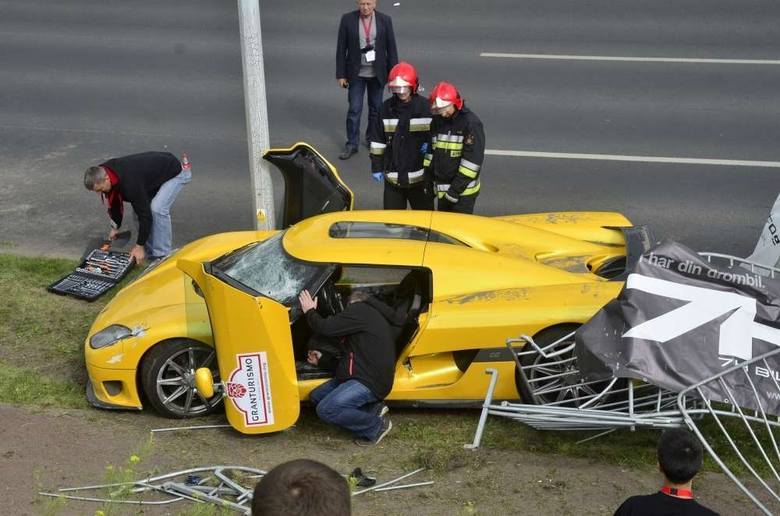 30 czerwca 2013 roku w Poznaniu podczas Gran Turismo Polonia jadący sportowym autem kierowca z Norwegii na ul. Hlonda stracił panowanie nad samochodem i z dużą prędkością wjechał w widzów. Ranił 20 osób. Jak sam przyznał - wykonał manewr, jakiego nie powinien się dopuścić.