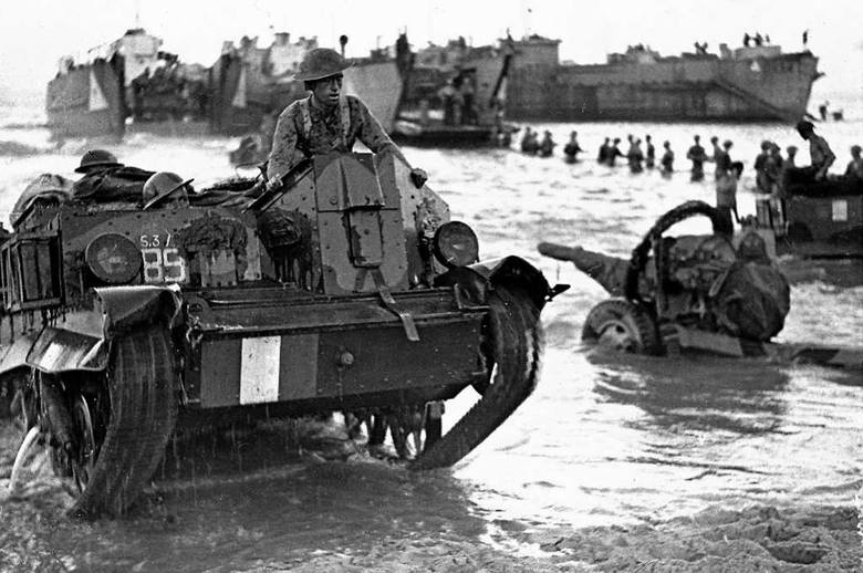 10 lipca 1943 roku. Oddziały brytyjskie lądują na sycylijskiej plaży. Cała wyspa została opanowana przez aliantów w ciągu 38 dni