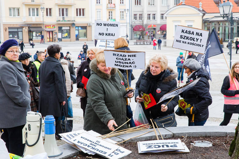 Strajk kobiet w Białymstoku 2017