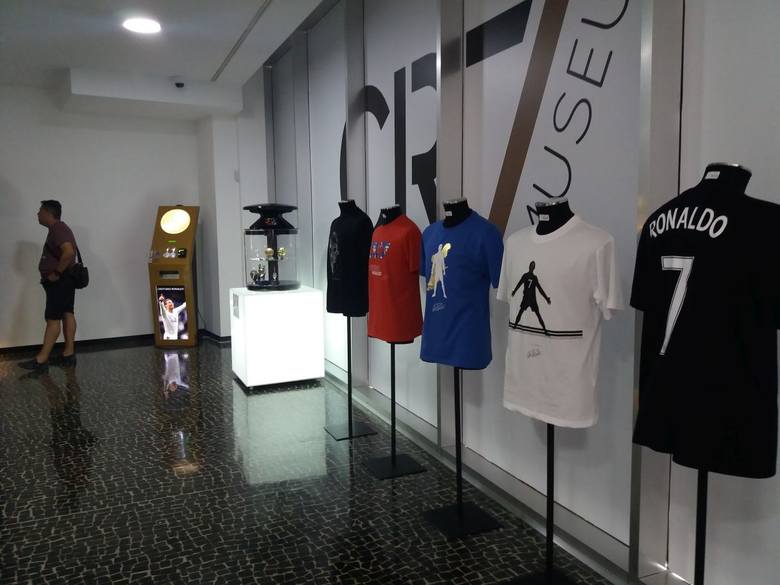 Muzeum Cristiano Ronaldo w Funchal na Maderze - wśród setek eksponatów jest też list z Polski [GALERIA ZDJĘĆ]