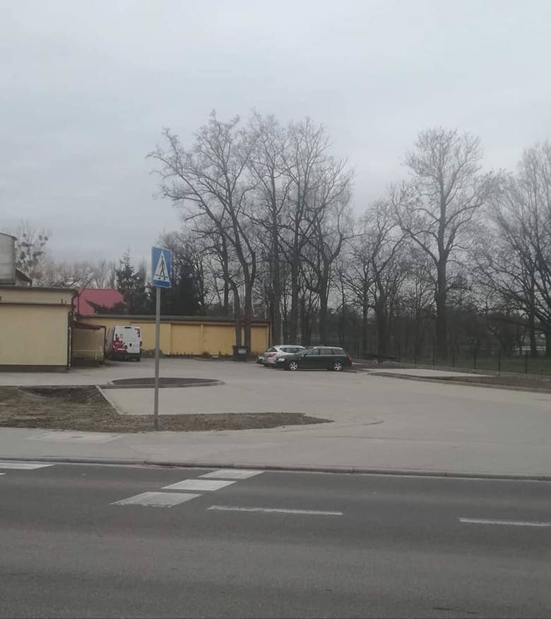 Wjazd na parking przy SOK już jest tylko od strony ul. Gdańskiej