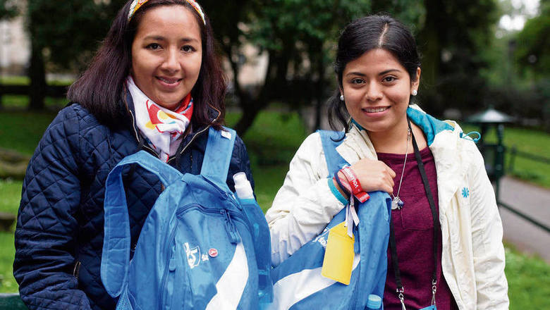 Dwie wolontariuszki ŚDM z Peru: od lewej Lidia Mabel Caparachin Torres i Karla Milagros Chicata