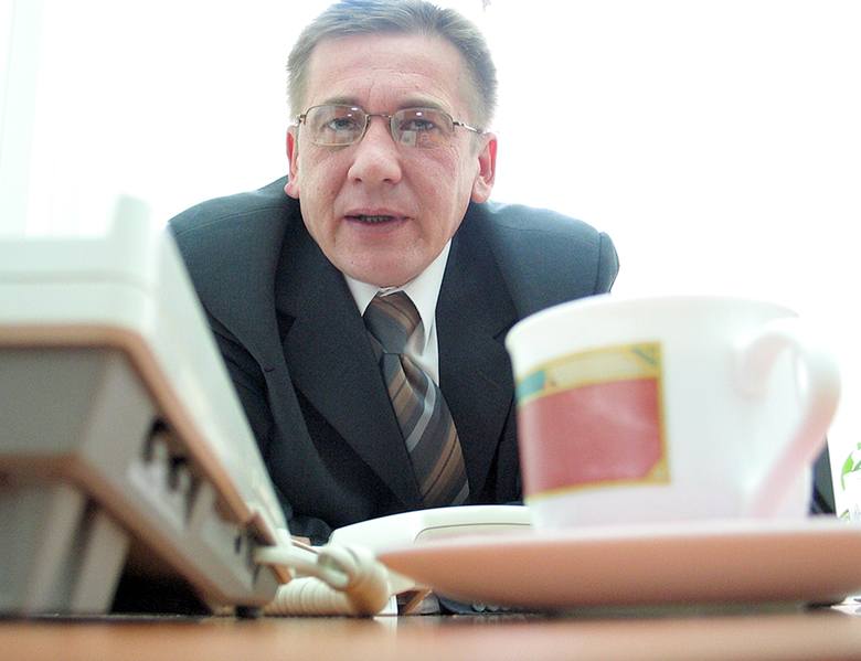 Romuald Kosieniak (SLD) wojewoda kujawsko-pomorski w latach 2001-2006, wcześniej w latach 1998–2001 pełnił funkcję wicestarosty powiatu bydgoskiego.