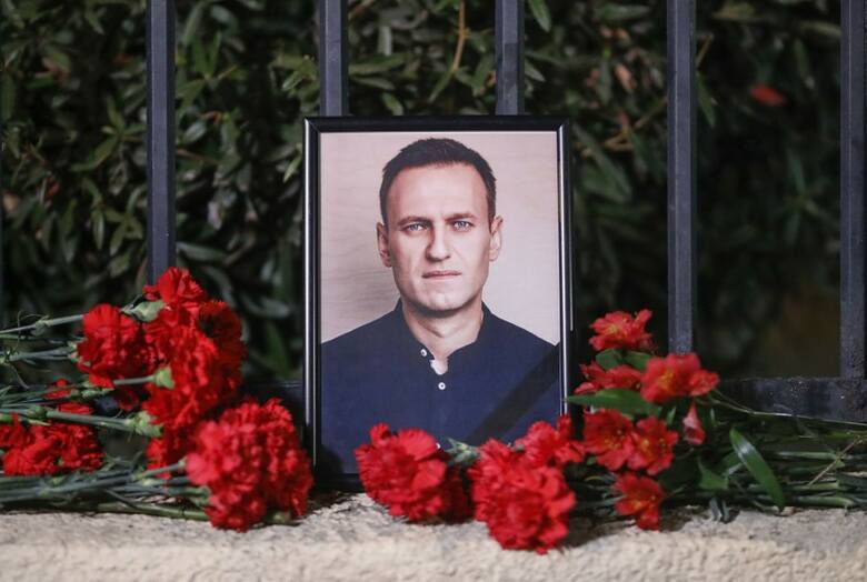 Ciała Nawalnego ma nie być w kostnicy. Zrozpaczona matka jedzie z adwokatem do kolonii karnej