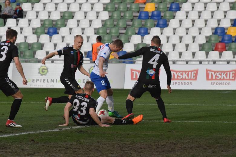 Podbeskidzie 1 1 Gks Tychy Co Dwie Glowy To Nie Jedna Podbeskidzie I Gks Wciaz Niepokonane Zdjecia Gol24 Pl