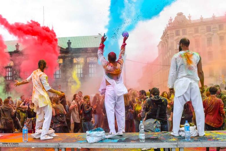 Malta Festival Poznań 2016 rozpoczął kolorowy pochód!