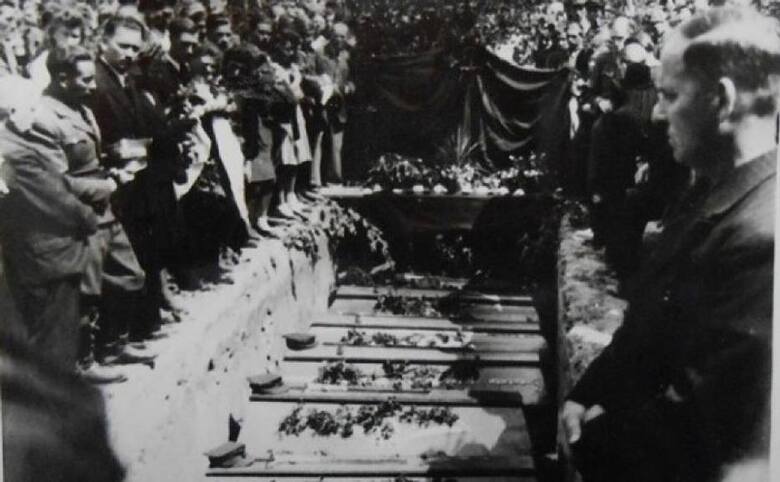 Pogrzeb uczestników bitwy pod Benicami oraz zastrzelonego dzień wcześniej Ignacego Synowca