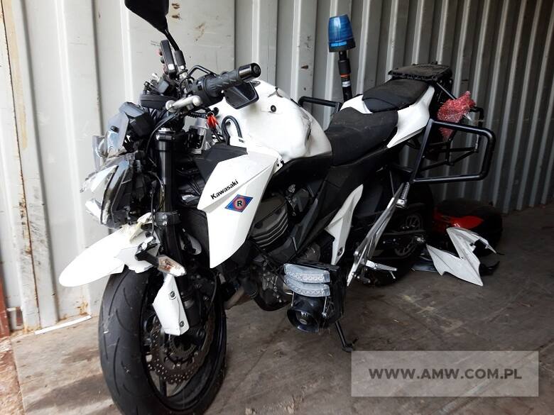 Motocykl ZW KAWASAKI Z800 ABS (powypadkowy)Rok prod. 2014Cena: 7 000 zł