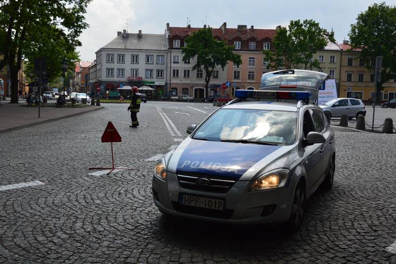 Wypadek w Łowiczu. Jedna osoba ranna (Zdjęcia)