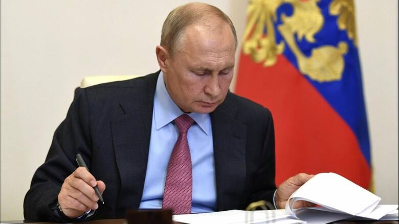 Prezydent Rosji, Władimir Putin, dawny wysoko postawiony oficer KGB, a następnie FSB