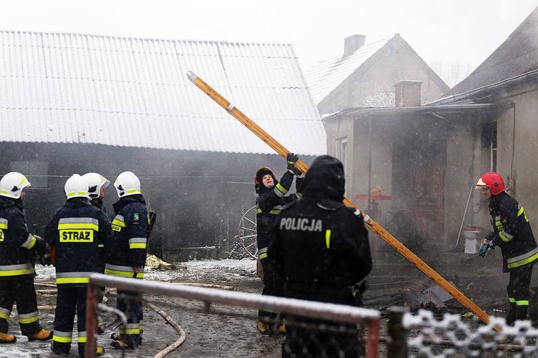 Z pożaru w Burdychowie uratował się mężczyzna, mąż zmarłej kobiety, oraz ich wnuczka