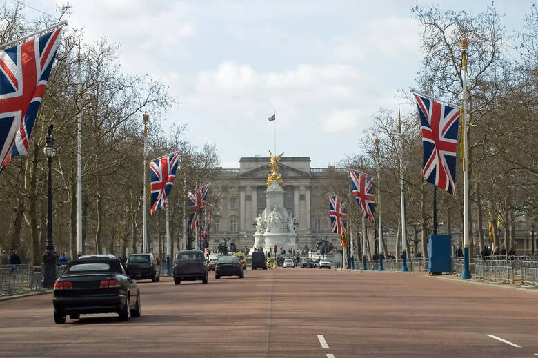 Główna aleja wiodąca da Pałacu Buckingham