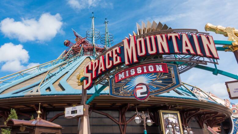 Space Mountain Mission 2, jedna z atrakcji Disneylandu pod Paryżem