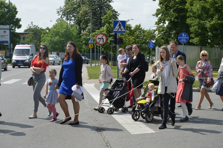 Marsz dla Życia i Rodziny przeszedł ulicami Skierniewic [ZDJĘCIA]