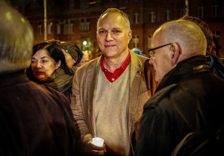 Jarosław Kurski poinformował, że z końcem roku przestanie pełnić funkcję pierwszego zastępcy redaktora naczelnego „Gazety Wyborczej”.