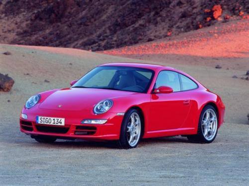 (Fot. Porsche) – Klasyka gatunku - Porsche 911. Nawet jak się nie podoba, i tak jest piękny.