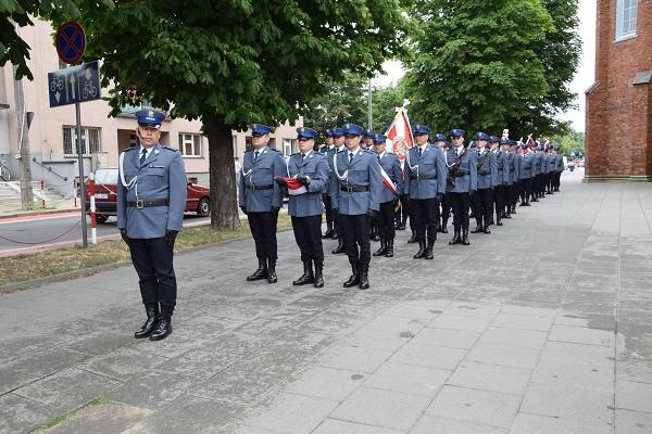 Łowiccy mundurowi na międzypowiatowym święcie policji w Kutnie [ZDJĘCIA]