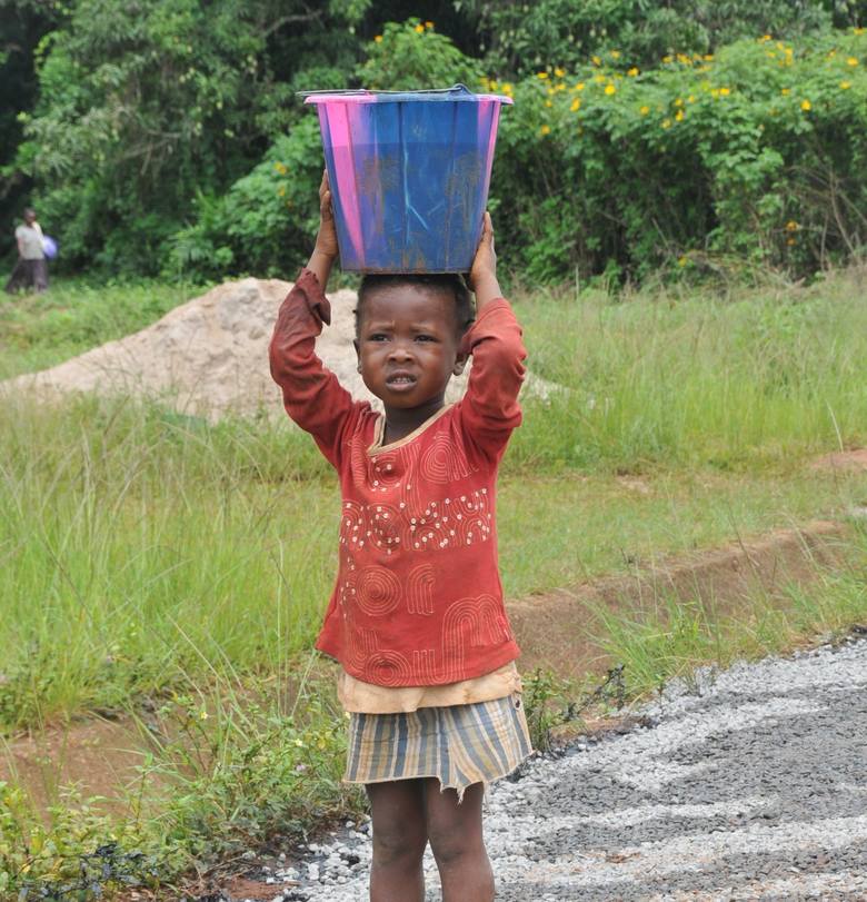 Pomoc brzmi dobrze. Dzieci z Kamerunu potrzebują naszej miłości