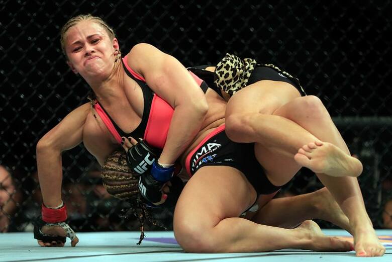 UFC i gołe pięści jej nie rozgrzały. Paige VanZant wyzwoliła się dopiero na portalu dla dorosłych [ZDJĘCIA]