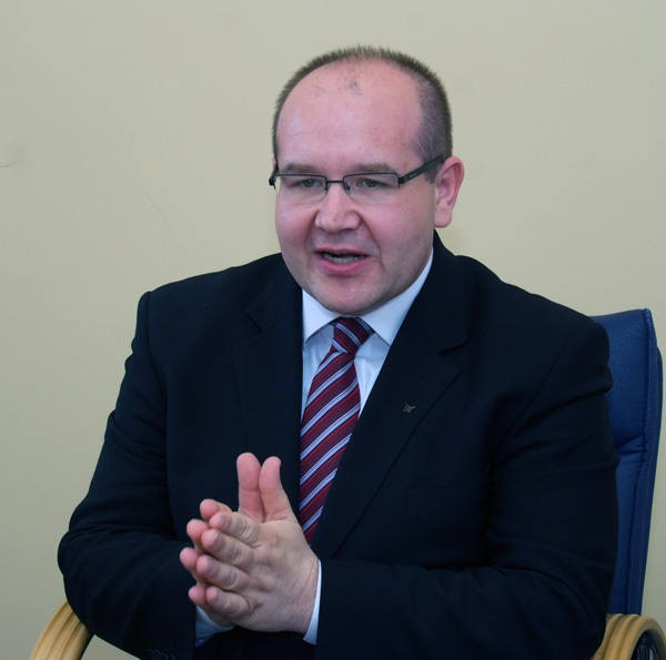 Od stycznia spółką MPK zarządza wiceprezes Radosław Podogrocki. 