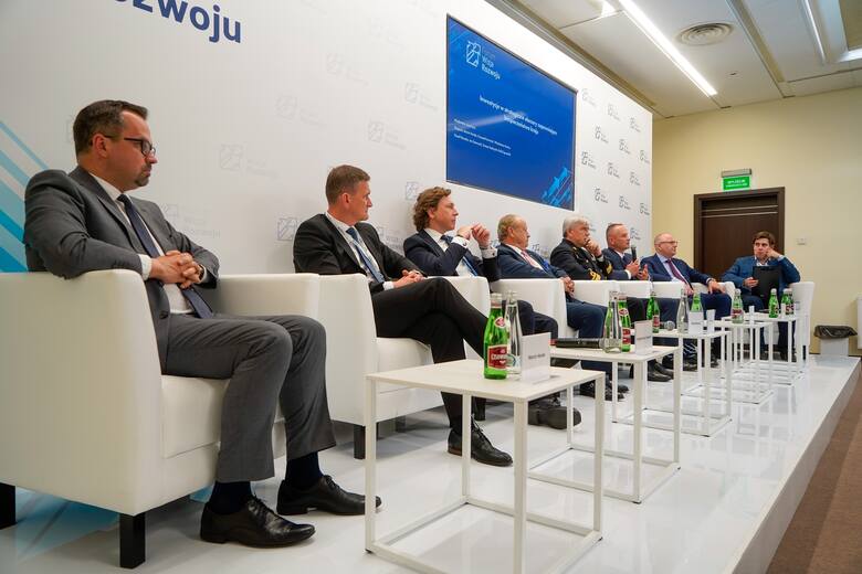 Przed Polską stoi wiele strategicznych wyzwań w walce o bezpieczeństwo i pozycję. Wzmocnią je inwestycje