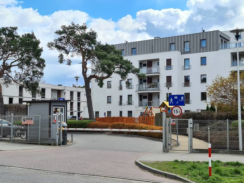 W Toruniu powstaje coraz więcej zamkniętych osiedli.