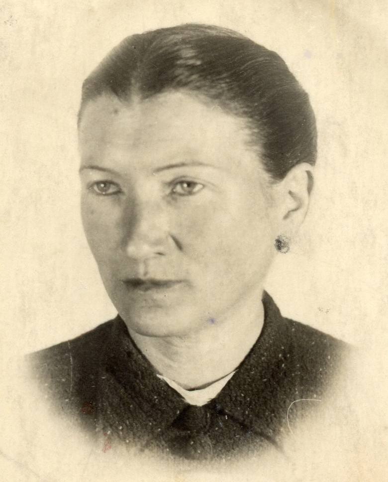 Ida Gliksztejn, Żydówka z Lublina, której udało się uciec z getta na Majdanie Tatarskim. Z Zagłady ocalała razem z córką i siostrą, jej mąż i syn oraz