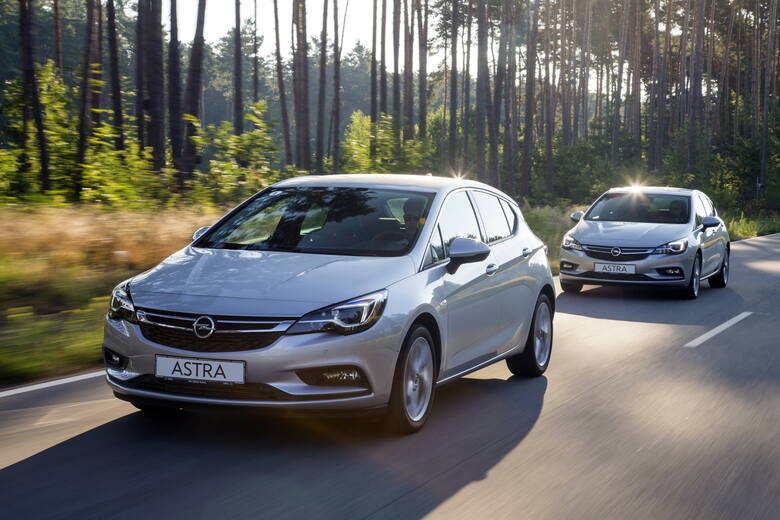 Kompaktowy Opel w oczach polskich kierowców jest autem niemal równie kultowym co Volkswagen Golf. Każda kolejna generacja Astry cieszy się wielką popularnością