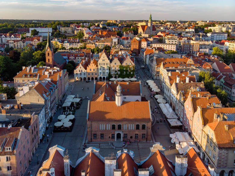 Olsztyn - miasto, które klimatem urzekło Kopernika - plus.polskanews.pl