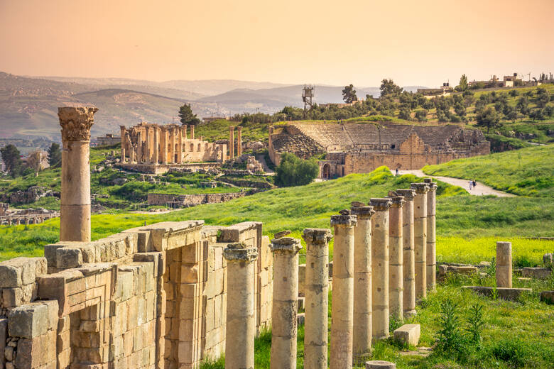 Widok na ruiny Jerash
