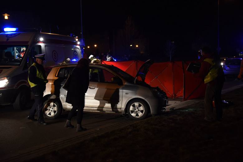 Śmiertelny wypadek na Armii Krajowej w Skierniewicach. Nie żyje 73-latek