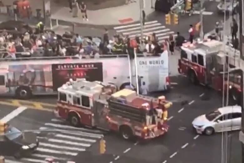 Wypadek autobusu na Manhattanie. Ucierpiało kilkadziesiąt osób