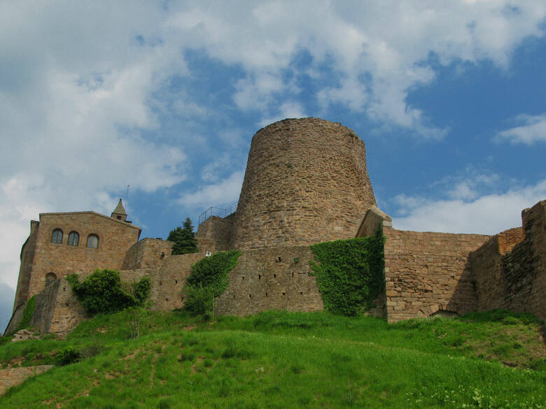 Wieża Dziewicy w zamku w Cardonie