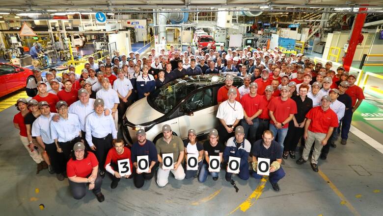 Toyota Yaris Toyota Motor Manufacturing France (TMMF) wyprodukowała 3-milionową Toyotę Yaris. Jest to dwubarwny Yaris Hybrid w wersji Selection. W ciągu