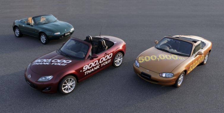 Mazda MX-5 – wyprodukowano ich aż 900 tys.
