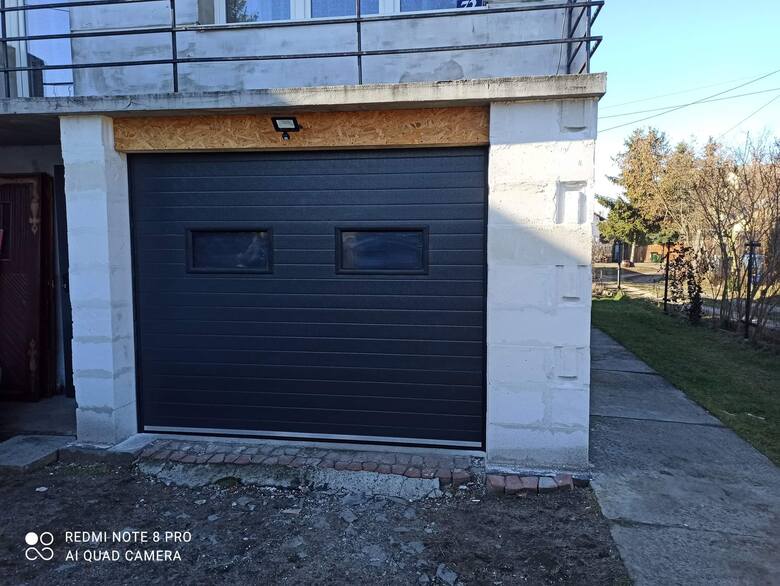 Montaż bram garażowych, panelowych oraz drzwi garażowych