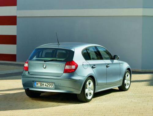 Fot. BMW:  BMW okazał się autem nieco szybszym od Audi. BMW napędzane jest silnikiem o pojemności 1,6 l i mocy 116 KM z układem płynnej regulacji faz