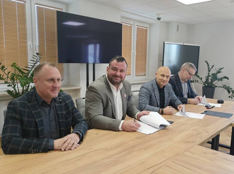 Umowa z wykonawcą ulicy Kochanowskiego została podpisana na początku stycznia. Wartość inwestycji to ponad 4,2 mln zł